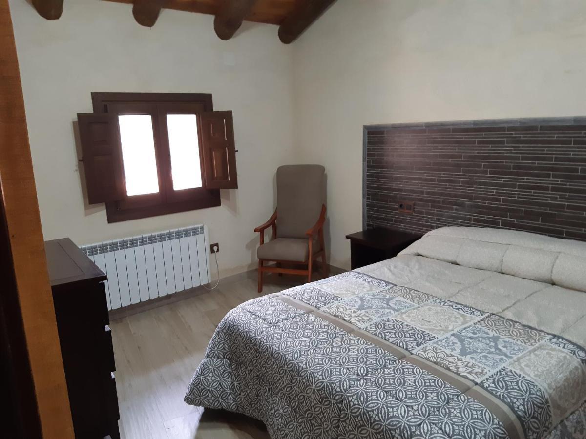 מורה דה רוביילוס Casa Rural El Secreto Del Castillo מראה חיצוני תמונה